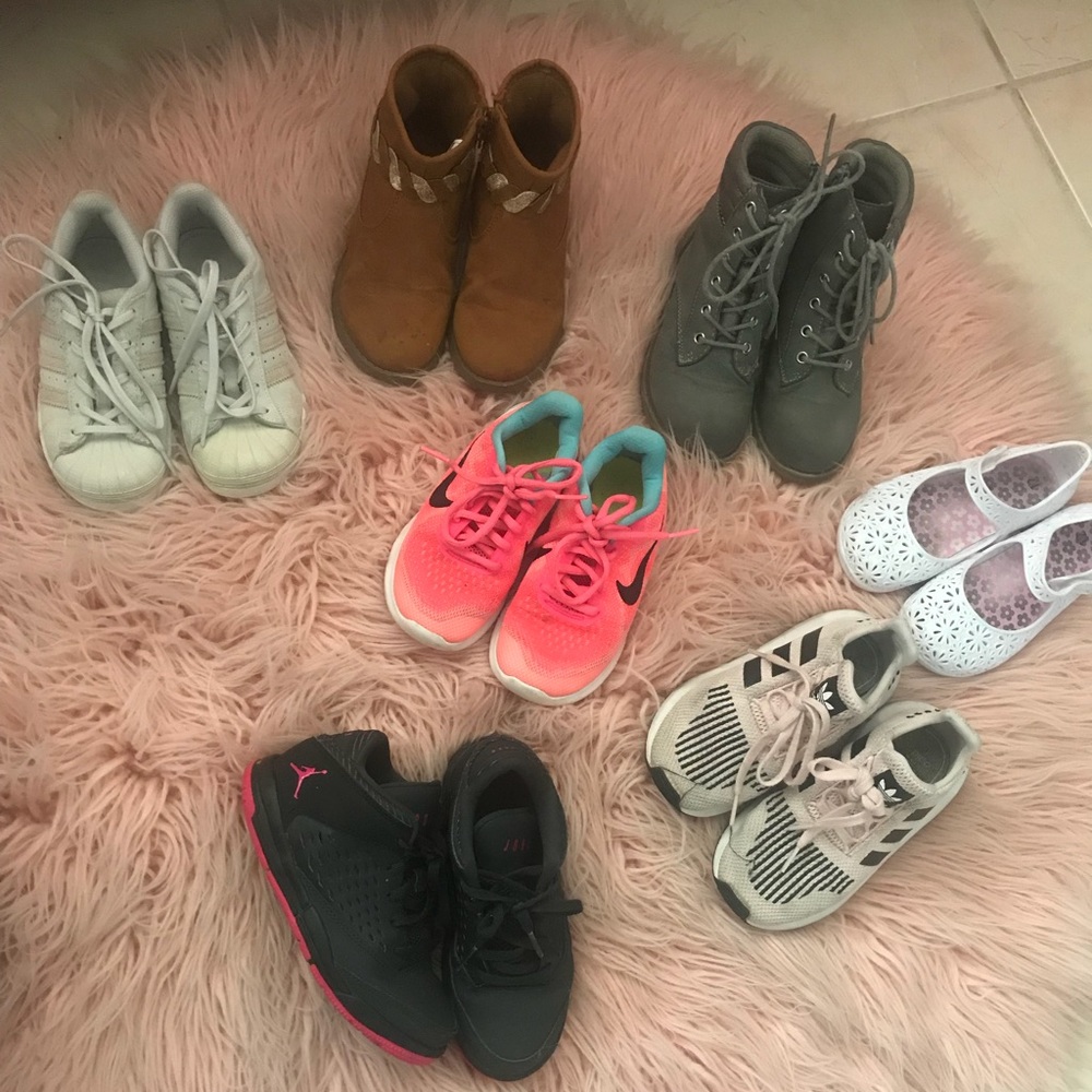 ❌sold❌Bundle of Girl shoes